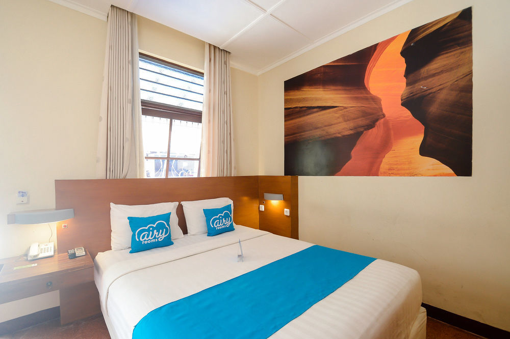 Lovender Guesthouse Malang Ngoại thất bức ảnh